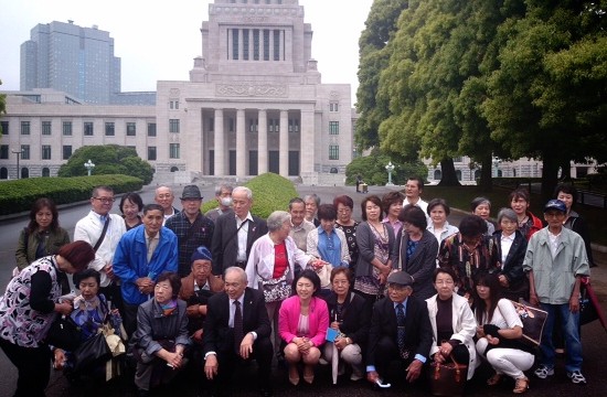牧島かれん議員と